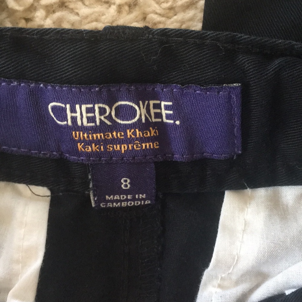 black pants - Picture 3 of 3